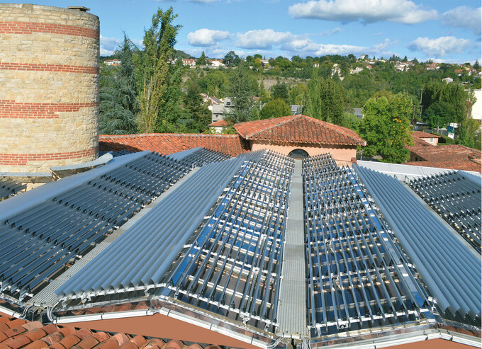 Anodized rooflight, 212, Banque Populaire Cahors, France